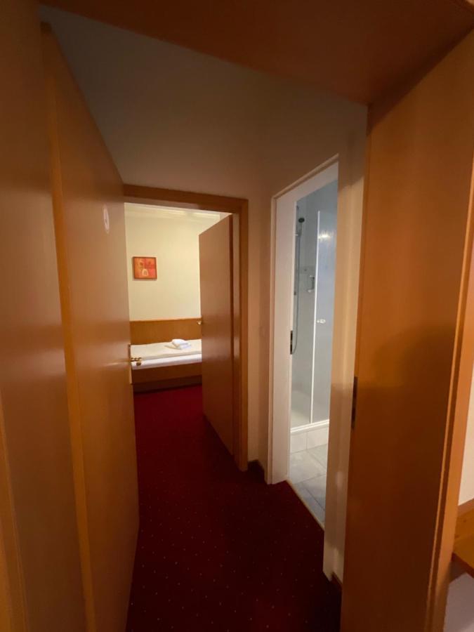 Gaststaette & Pension Waldschloesschen Oberhof  Exterior foto