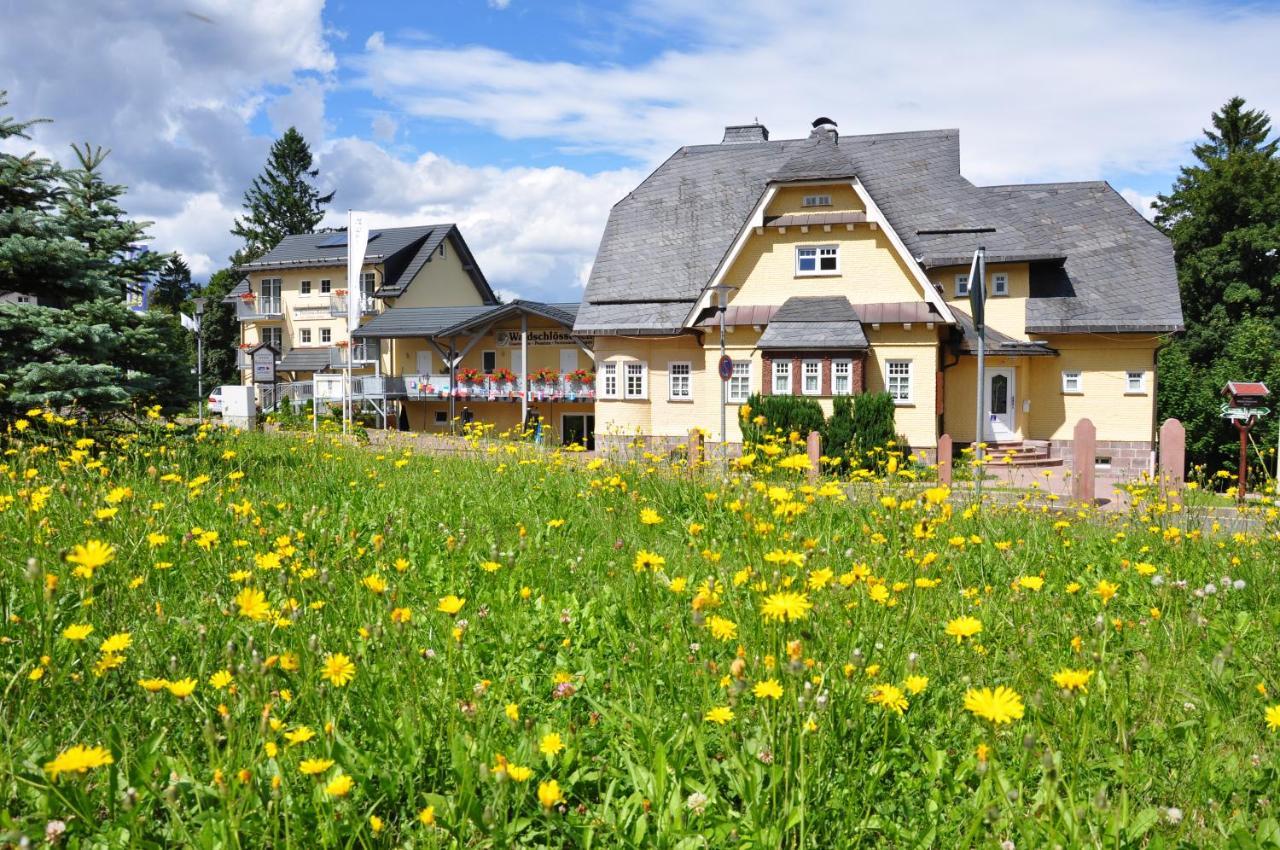 Gaststaette & Pension Waldschloesschen Oberhof  Exterior foto